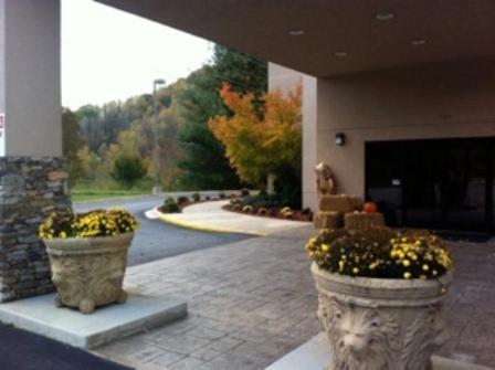 Smoky Mountain Inn & Suites Cherokee Exterior photo